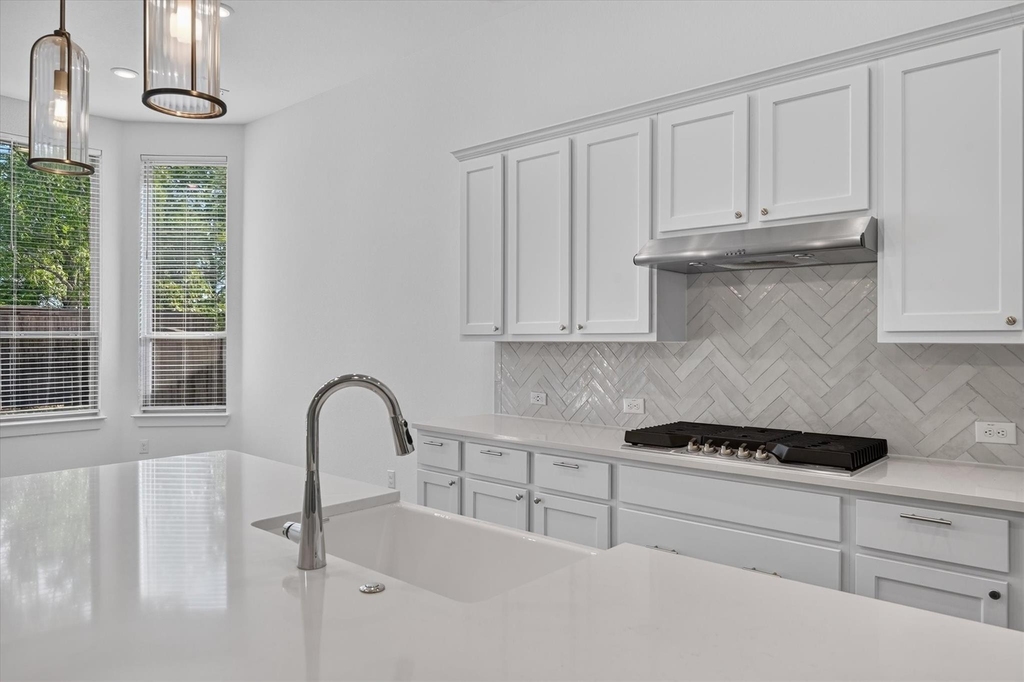4317 Sanctuary Drive - Photo 7