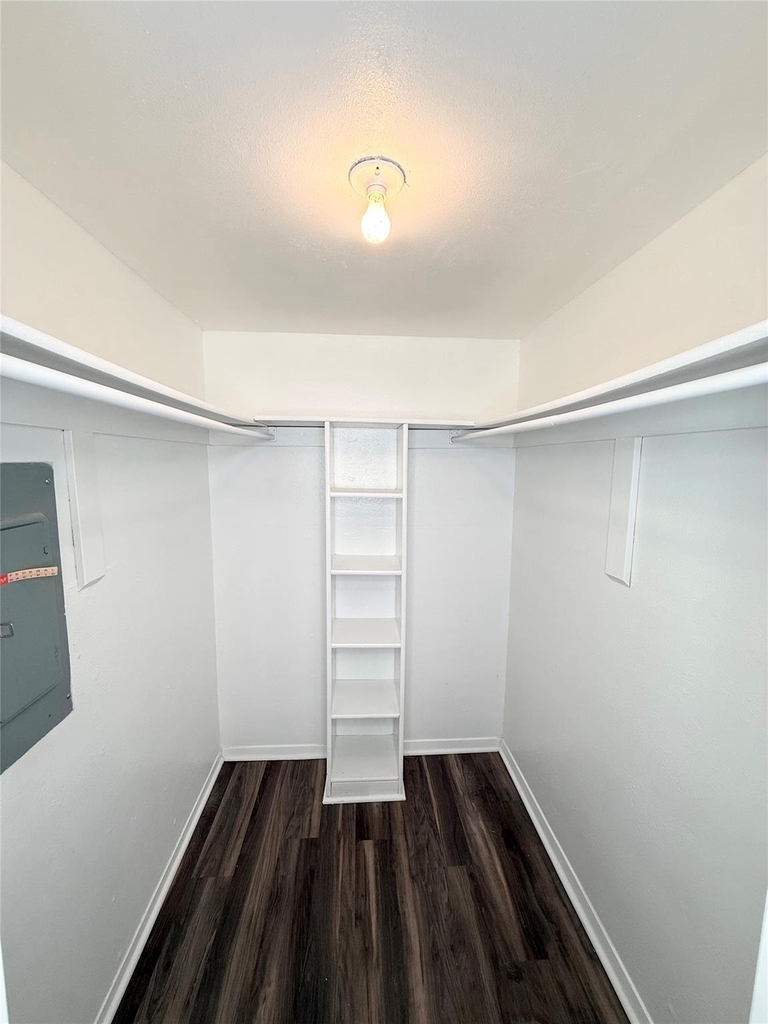 10650 Steppington Drive - Photo 13