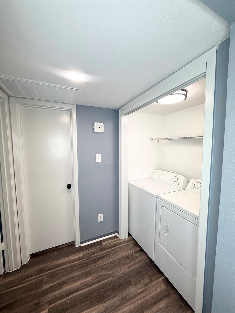 10650 Steppington Drive - Photo 7