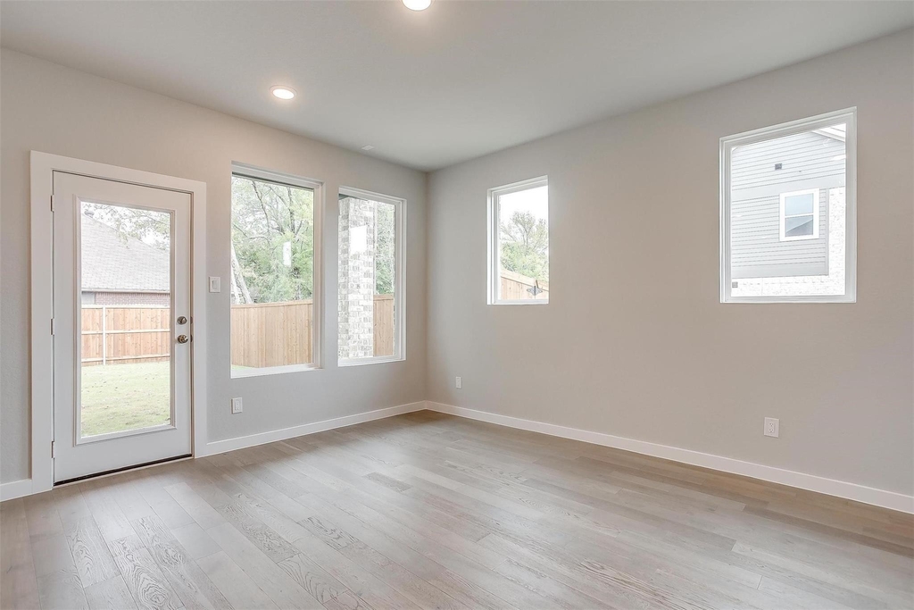 4532 Hogans Alley Drive - Photo 5