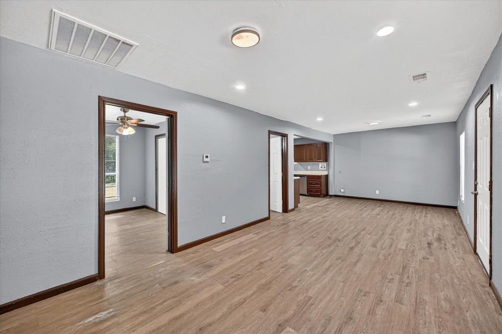 601 Royal Street - Photo 11