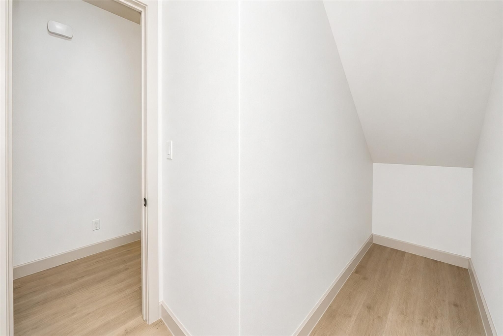 320 Walker Parkway - Photo 18