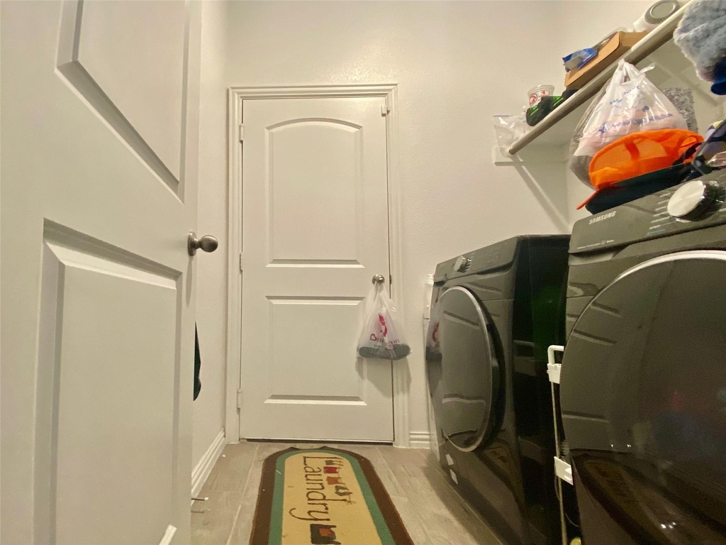 332 Paloma Street - Photo 8