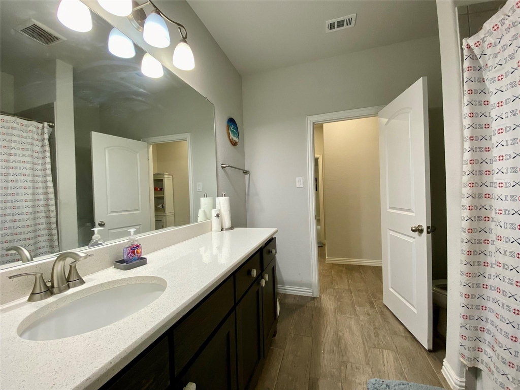 332 Paloma Street - Photo 12