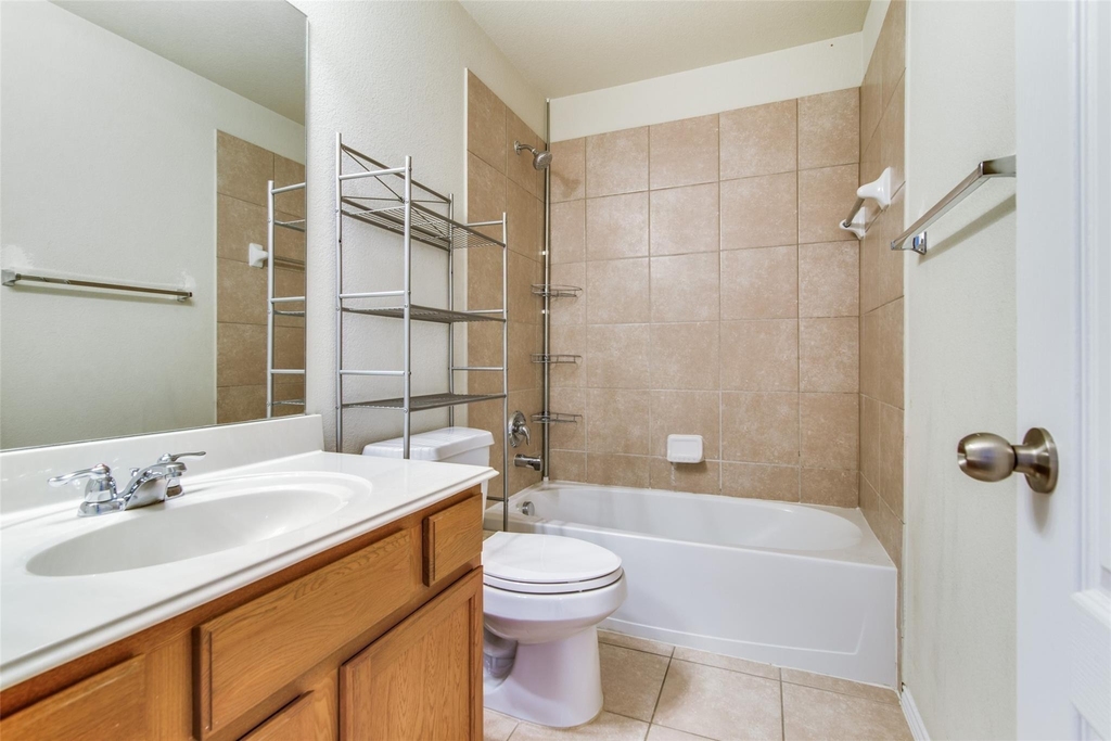 9400 Harrell Drive - Photo 14