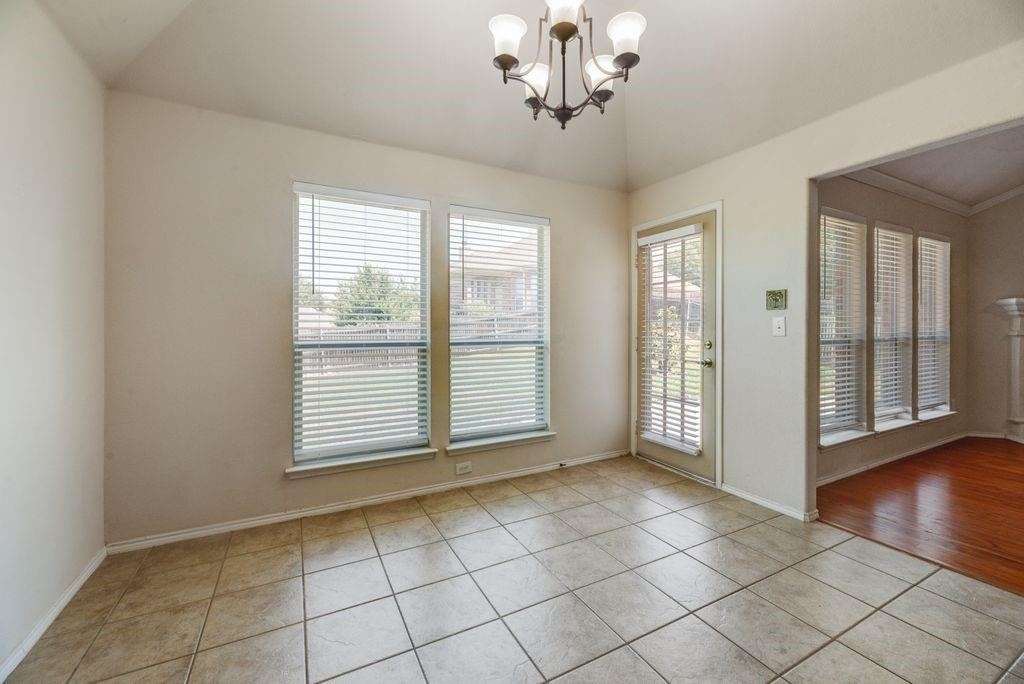 112 Singletree Lane - Photo 8