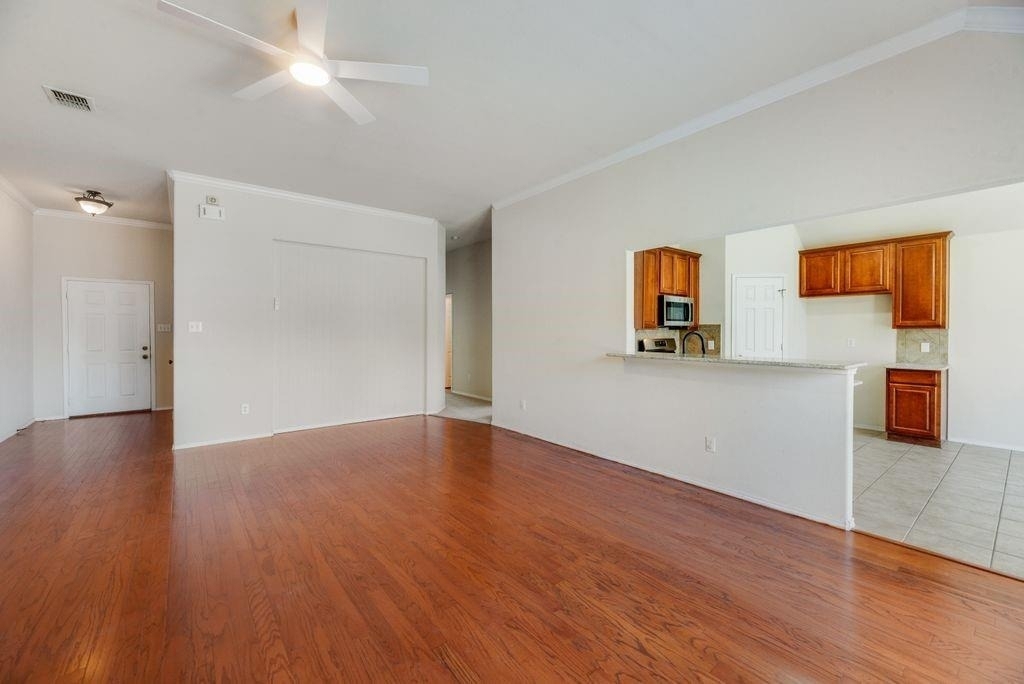 112 Singletree Lane - Photo 7