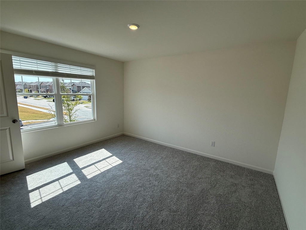 2201 Burnwood Street - Photo 22