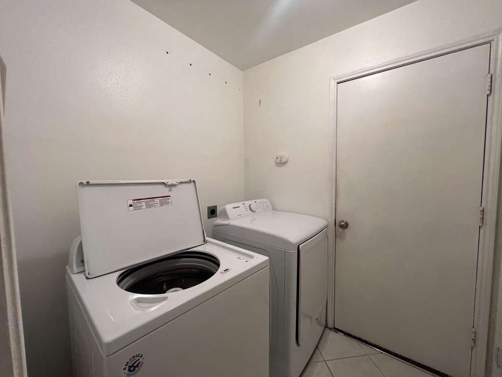 1008 Charter Oak Street - Photo 9