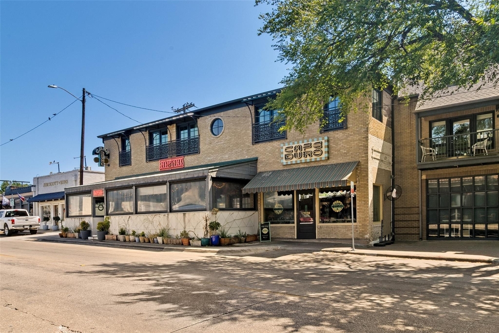 2802 Greenville Avenue - Photo 13