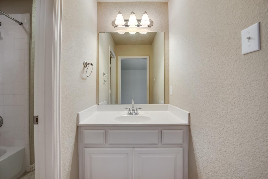 6072 Wallis Drive - Photo 37