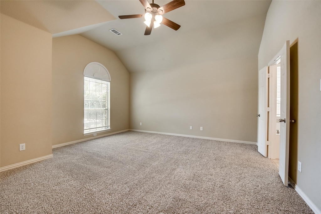 6072 Wallis Drive - Photo 17