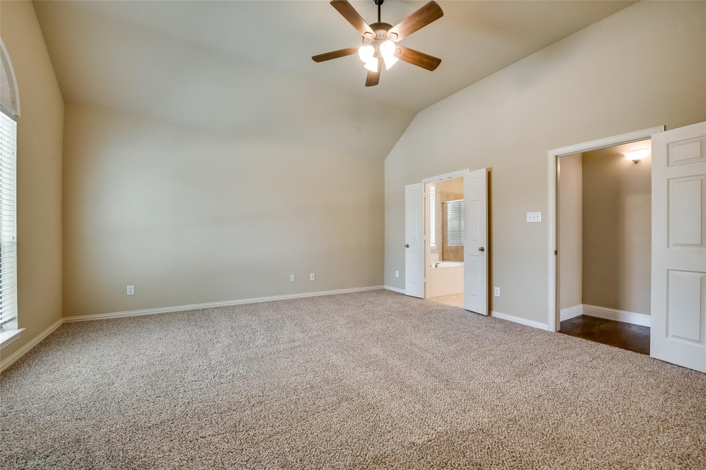 6072 Wallis Drive - Photo 18