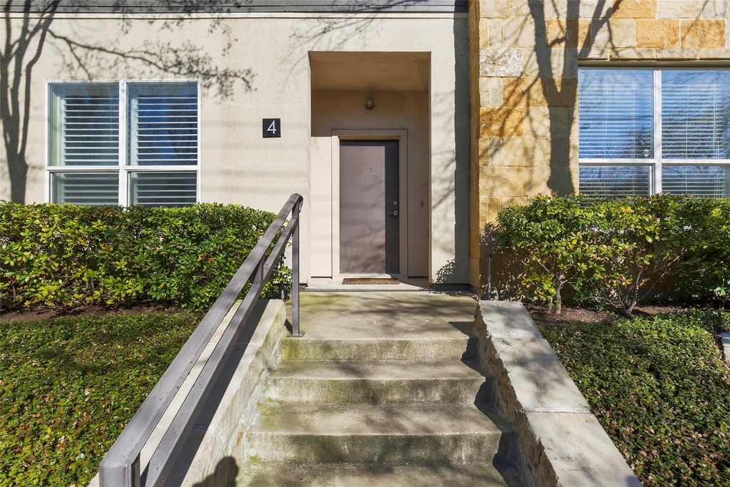 3800 Holland Avenue - Photo 0
