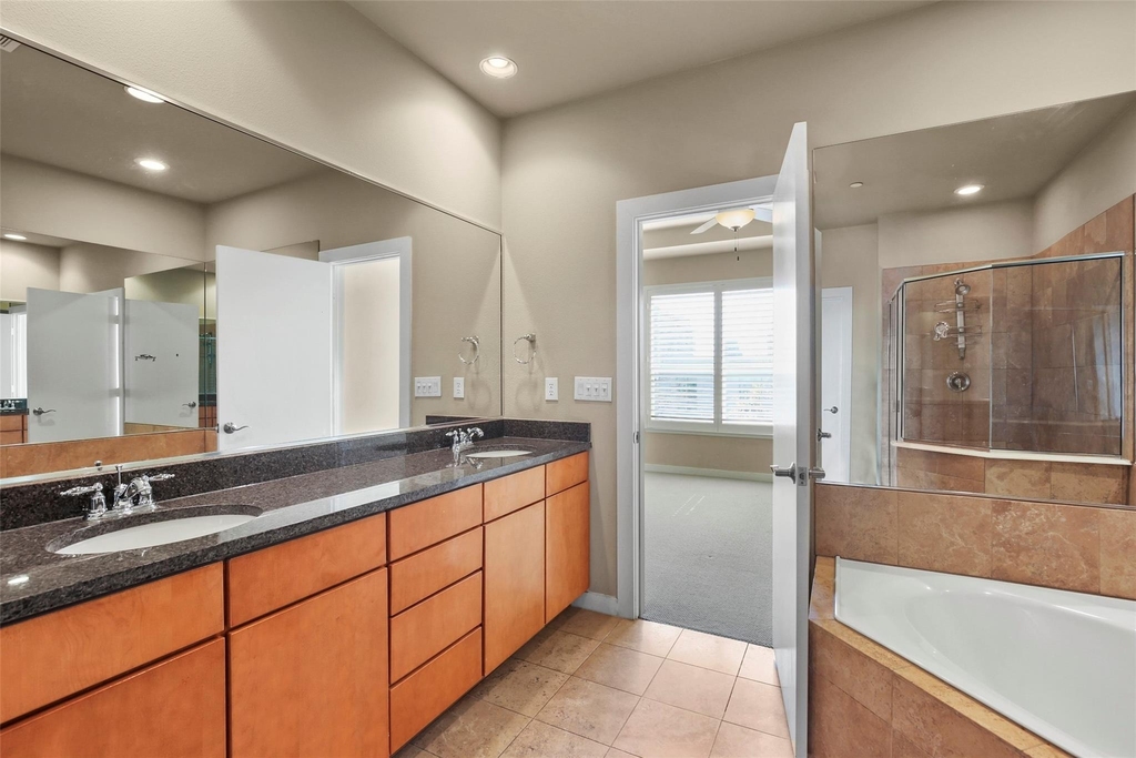 3800 Holland Avenue - Photo 7