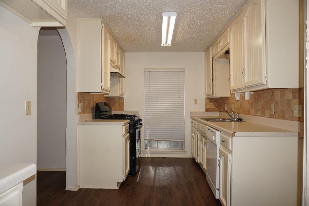 6948 Brandywine Street - Photo 3