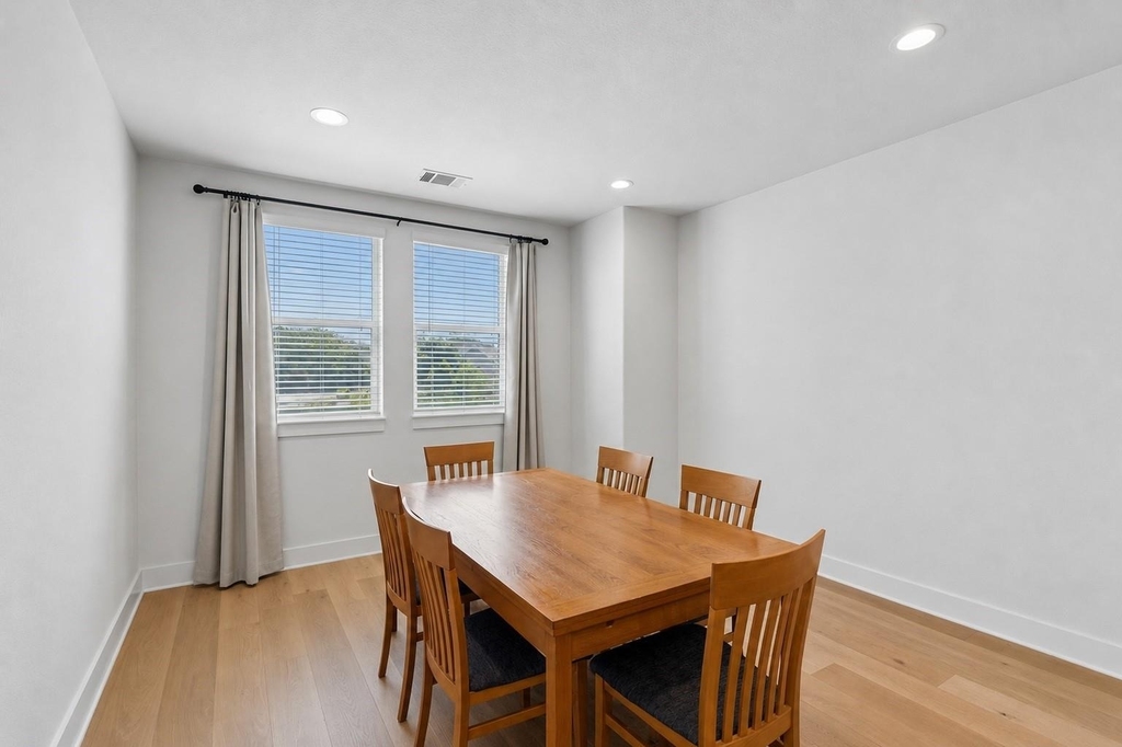 6527 Bowman Roberts Road - Photo 5