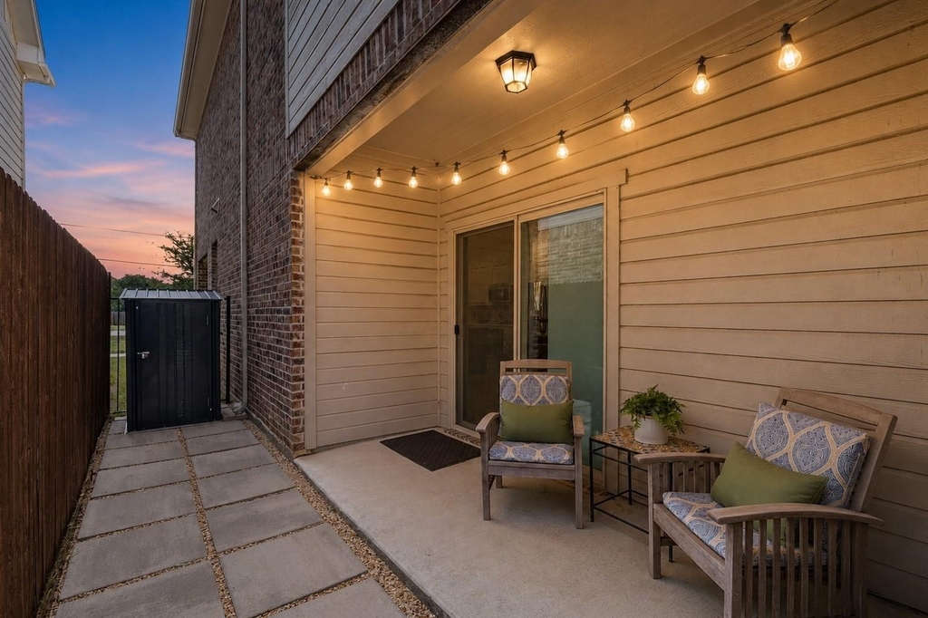 6527 Bowman Roberts Road - Photo 9