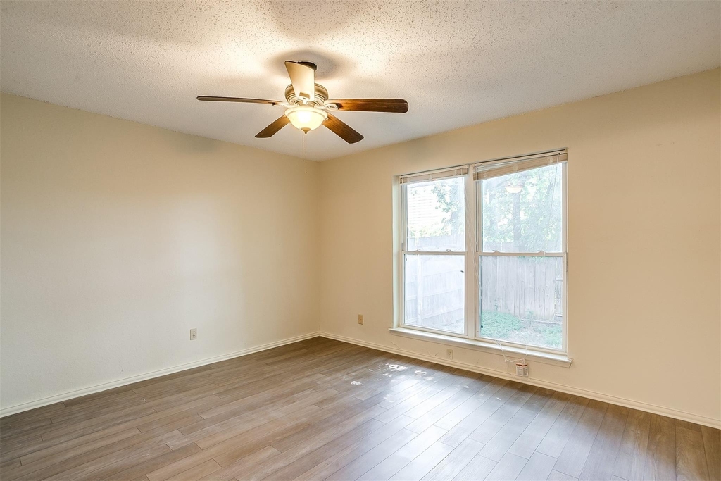 127 Allencrest Drive - Photo 12