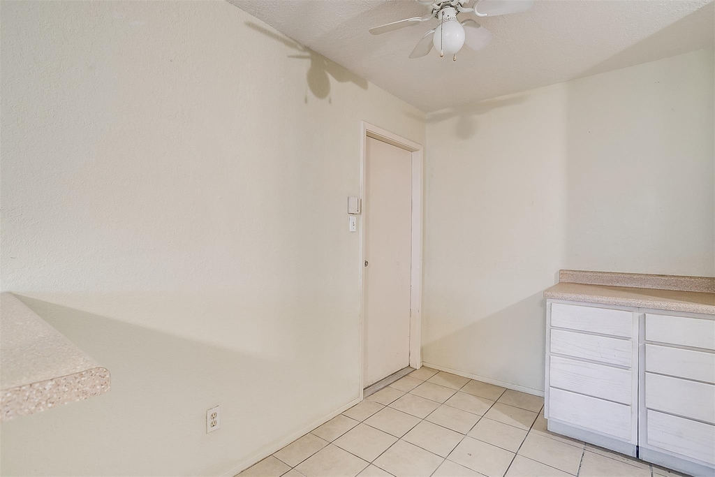 127 Allencrest Drive - Photo 7