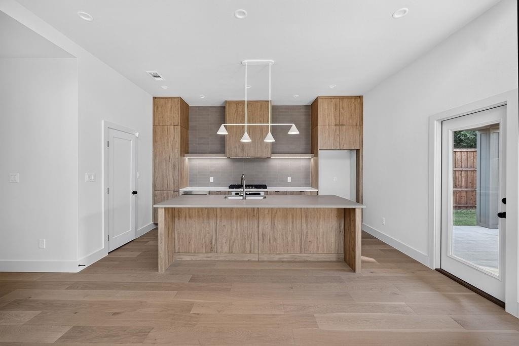 5445 Terry Street - Photo 4
