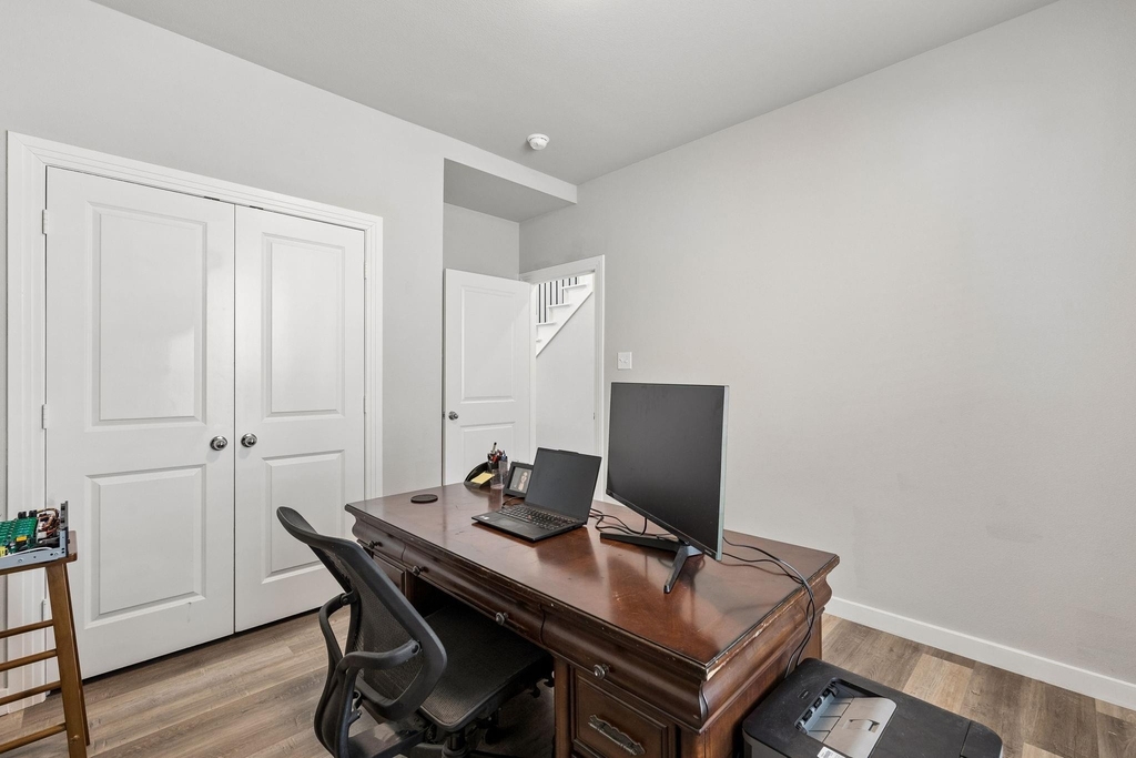2321 Green River Road - Photo 17