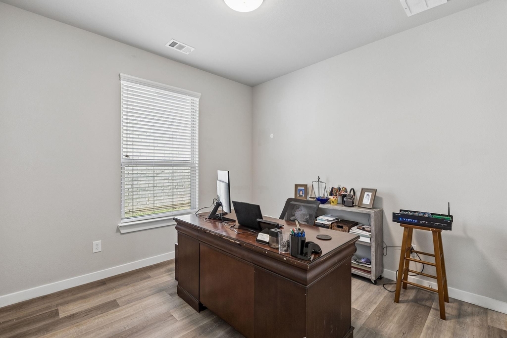 2321 Green River Road - Photo 16