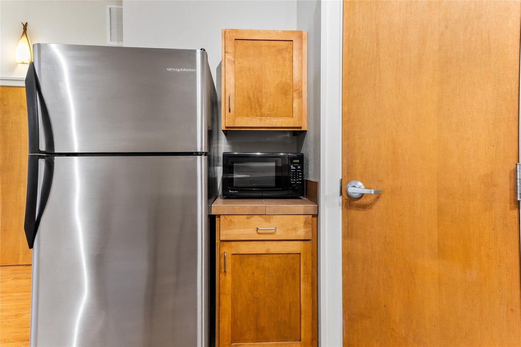 1617 W Oleander Street - Photo 10
