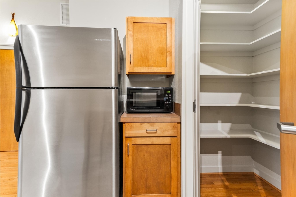 1617 W Oleander Street - Photo 11