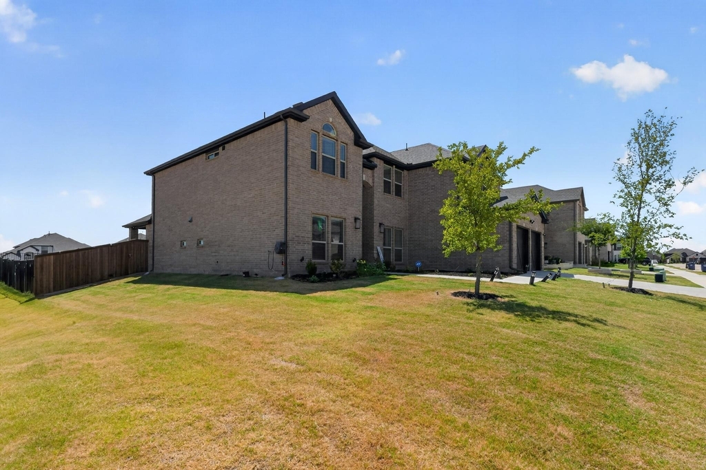 3861 Poppywood Drive - Photo 33