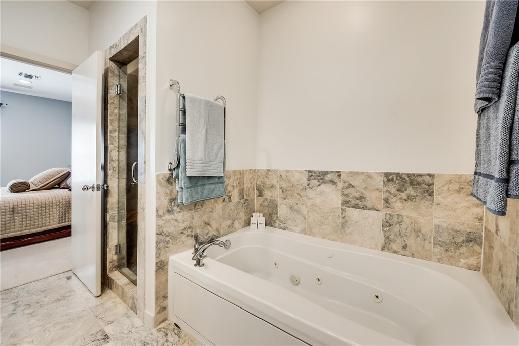 4026 Travis Street - Photo 25
