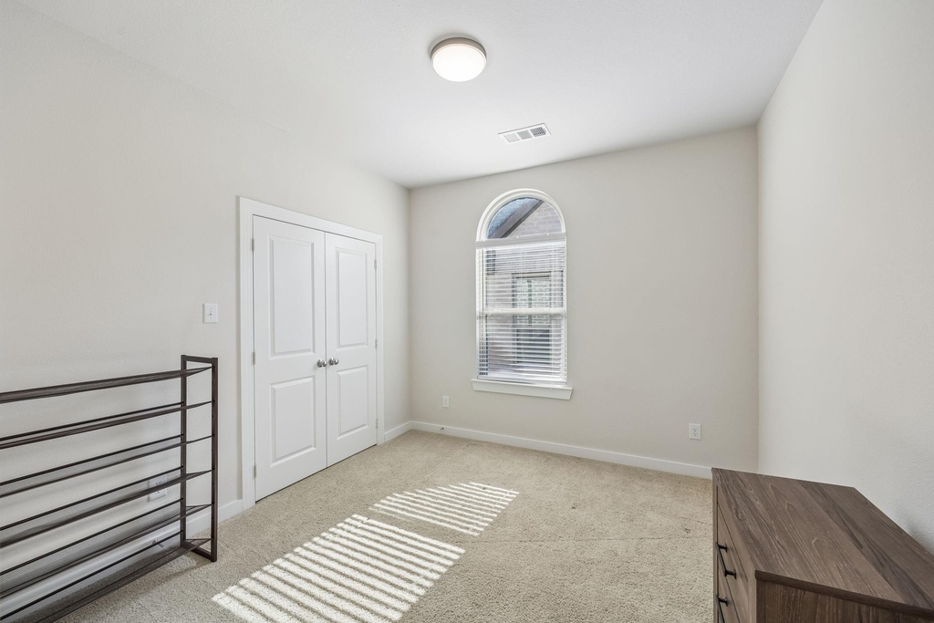 2624 Fiddler Way - Photo 19