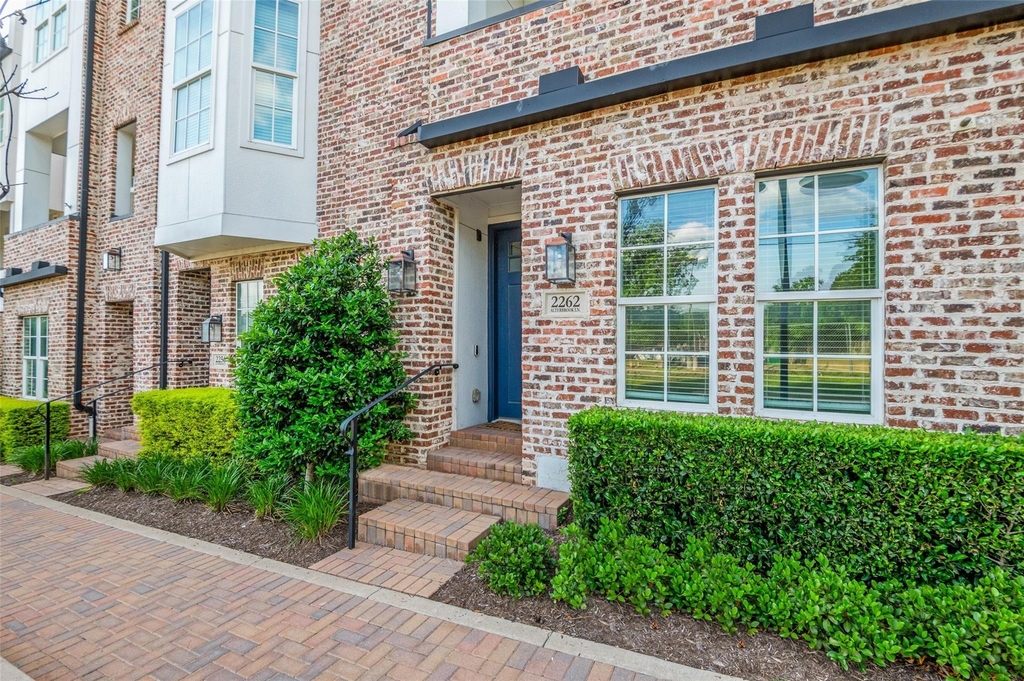 2262 Alterbrook Lane - Photo 1
