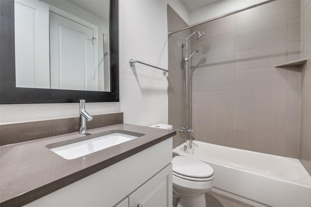 2262 Alterbrook Lane - Photo 16