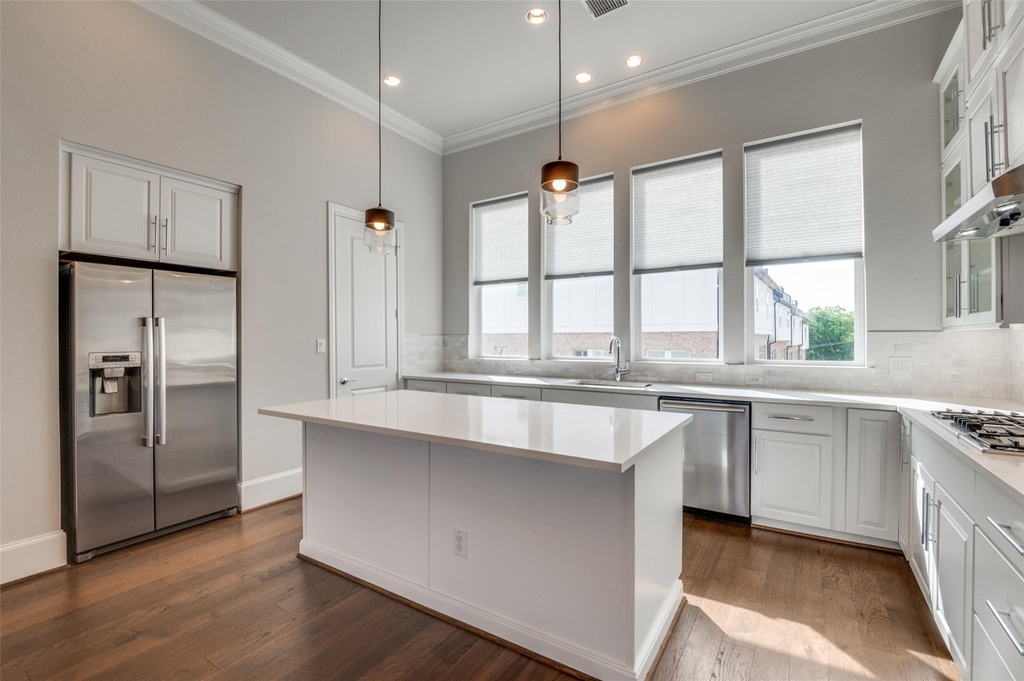 2262 Alterbrook Lane - Photo 10