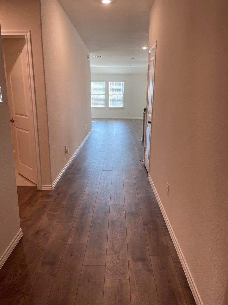 708 English Drive - Photo 7