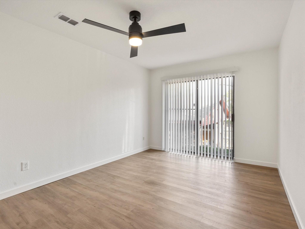 1117 S Rusk Street - Photo 7