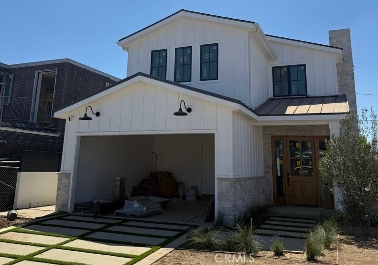 1043 Galloway - Photo 1