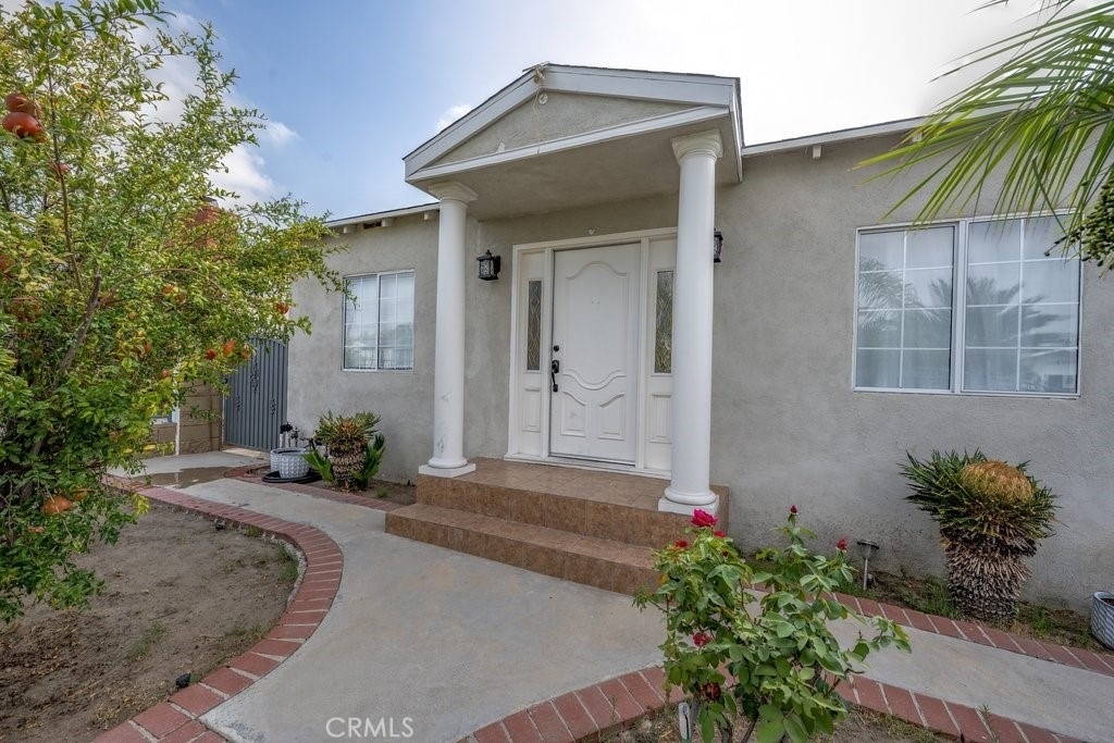 6506 Teesdale Avenue - Photo 1