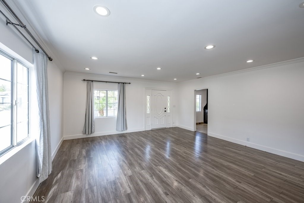 6506 Teesdale Avenue - Photo 4