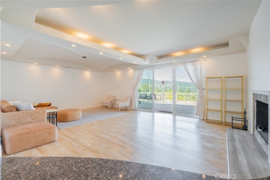 4321 Clear Valley Drive - Photo 8