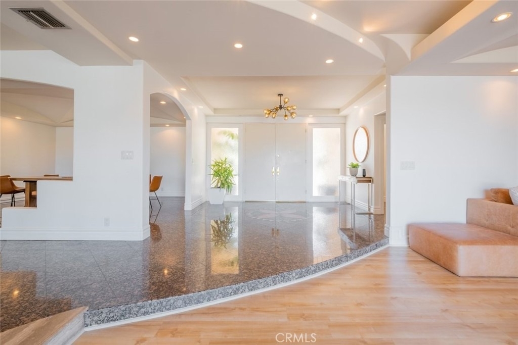 4321 Clear Valley Drive - Photo 4