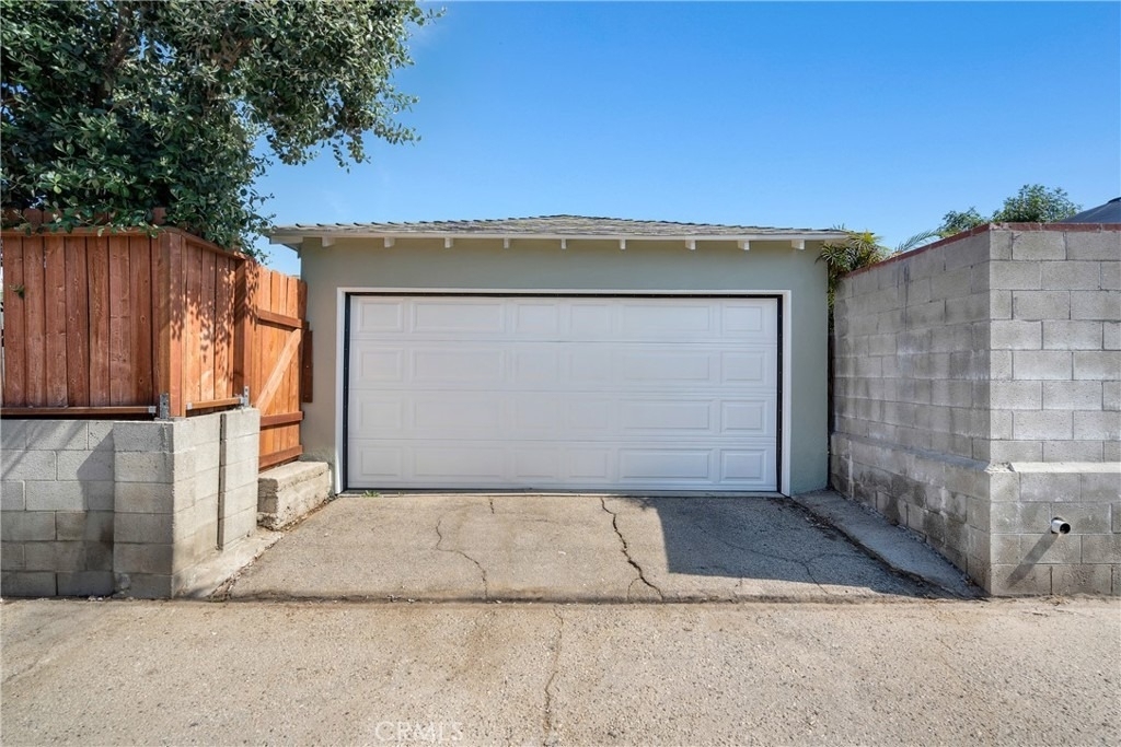 16824 Calahan Street - Photo 26