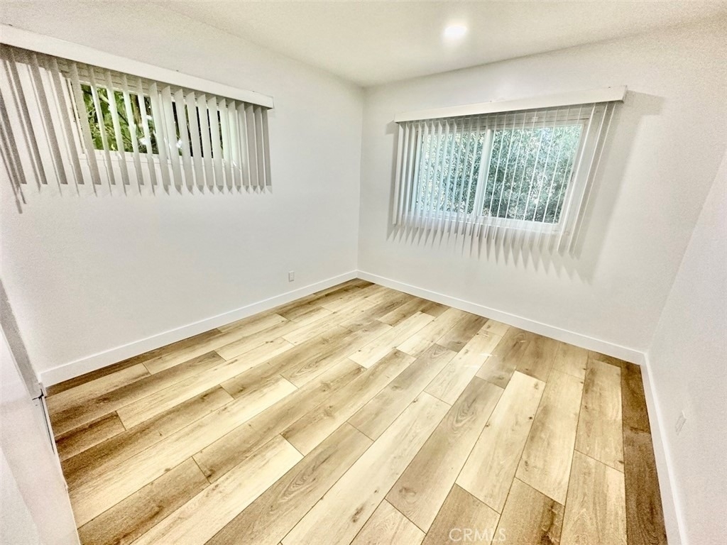 10215 S 10th Avenue - Photo 7