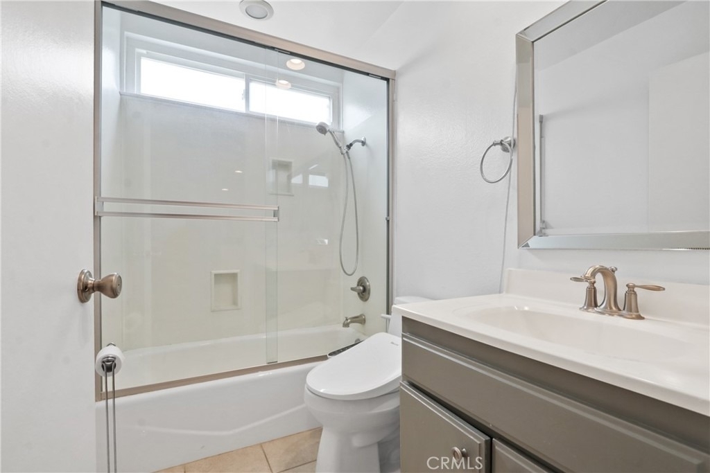 1251 N Emogene - Photo 8
