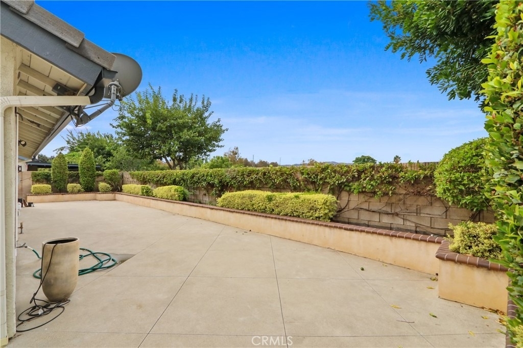 1251 N Emogene - Photo 9