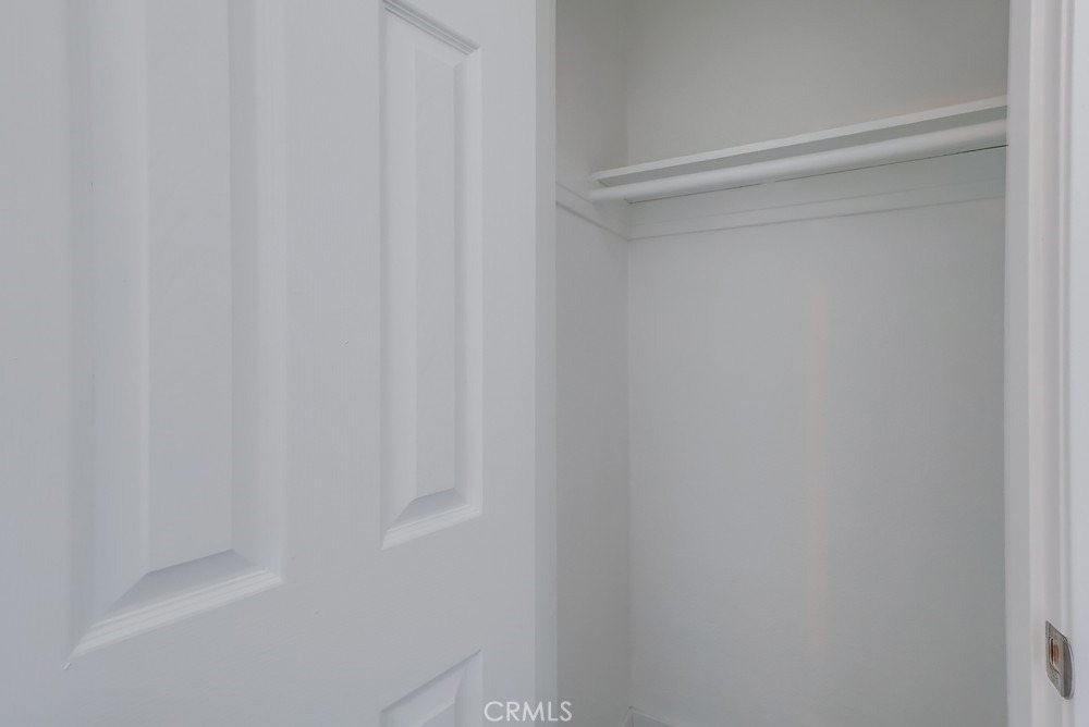 1009 Coronado Avenue - Photo 32