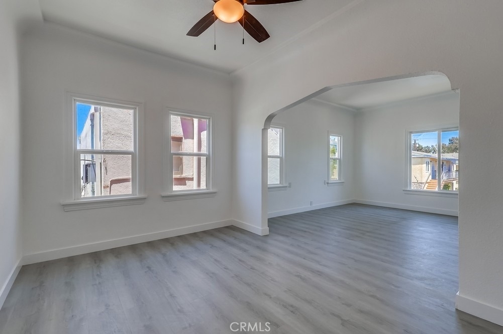 1009 Coronado Avenue - Photo 10