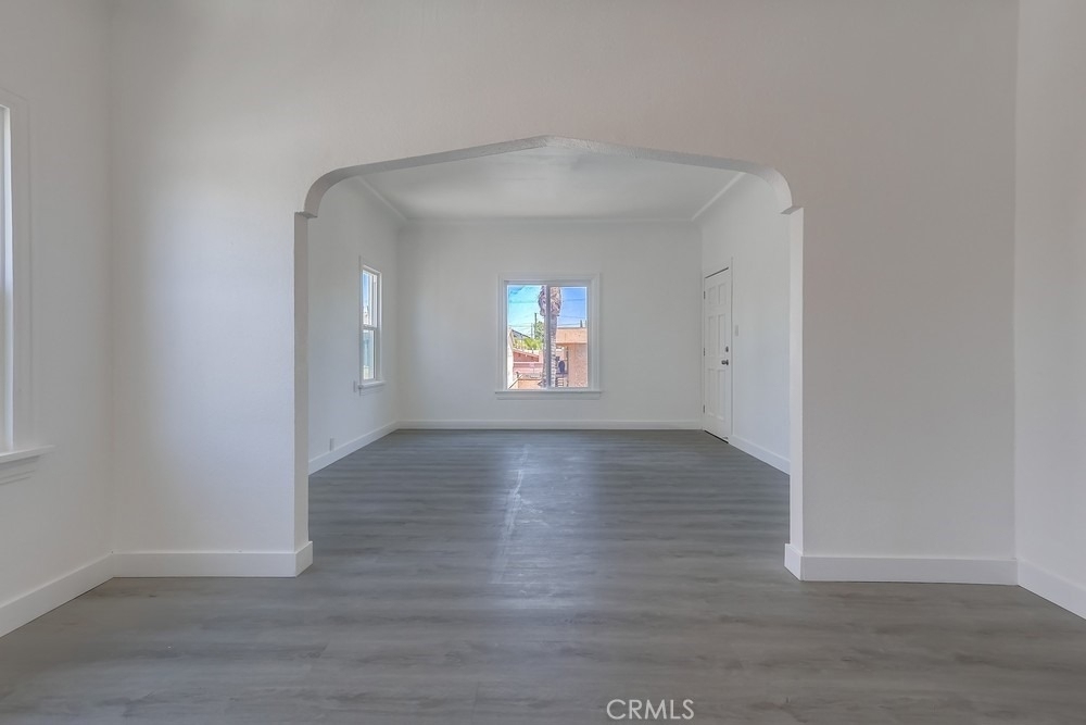 1009 Coronado Avenue - Photo 9