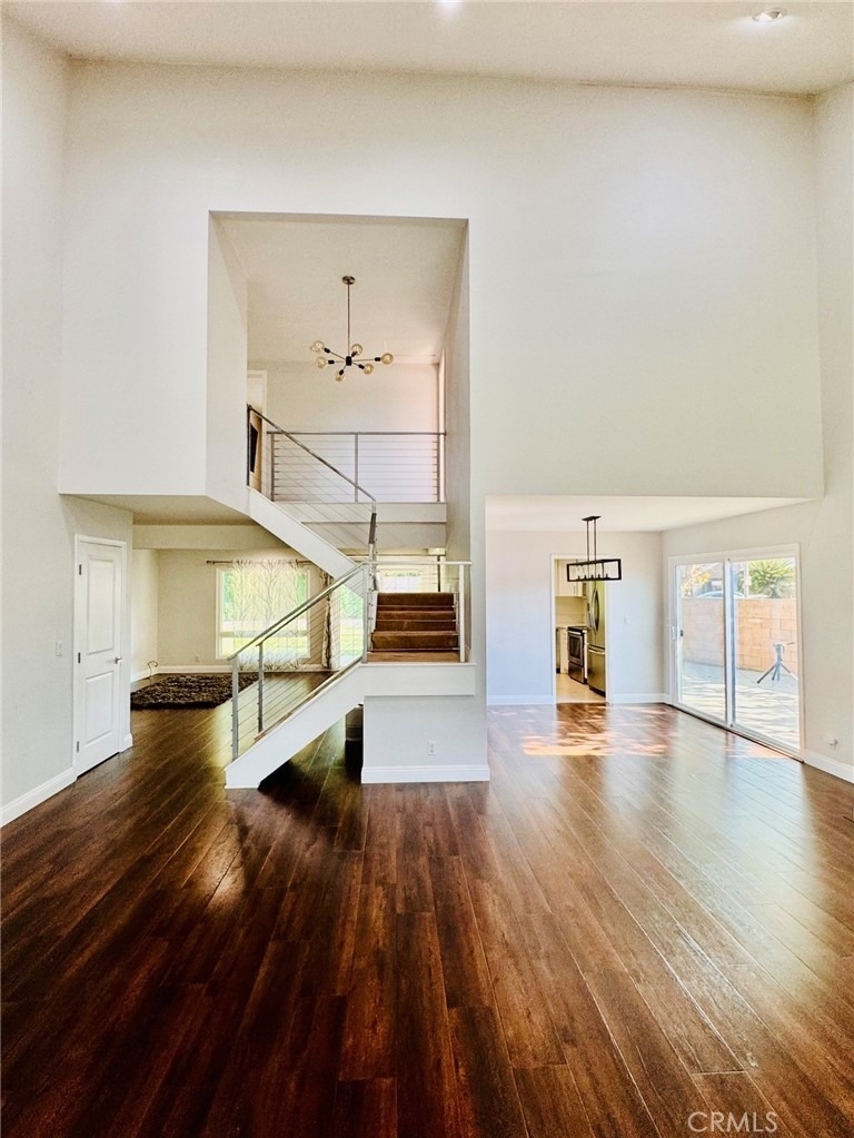 1413 W Moore - Photo 2